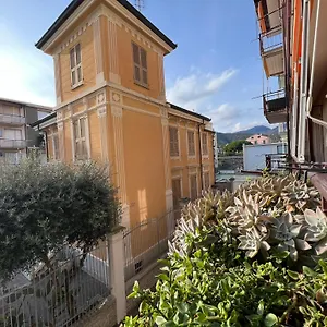 Appartamento La Stella Marina - 150 Metri Dal Mare Con Box Auto, Spotorno